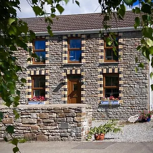  Bed & Breakfast North Gower