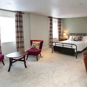 4* Hotel The Arms